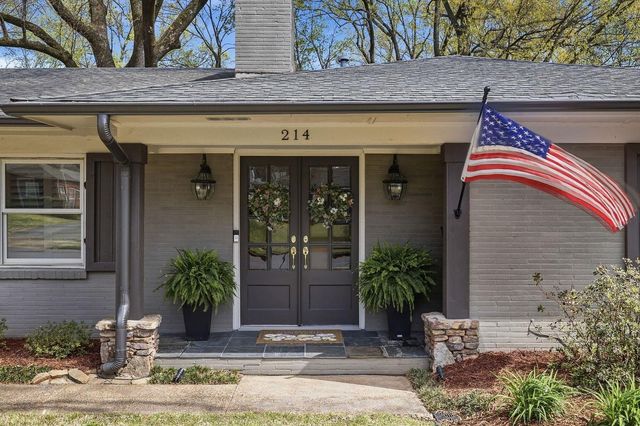 214 GARDENIA DR, Memphis, TN 38117