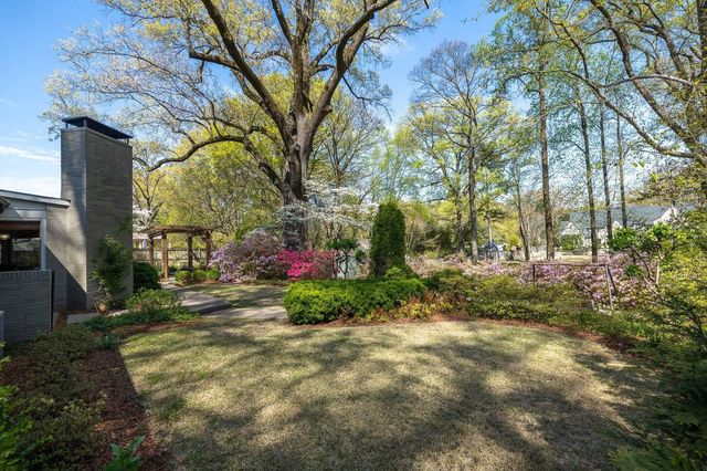 214 GARDENIA DR, Memphis, TN 38117