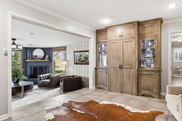 214 GARDENIA DR, Memphis, TN 38117