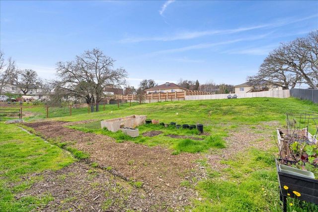 4294 Dunn Rd, Valley Springs, CA 95252