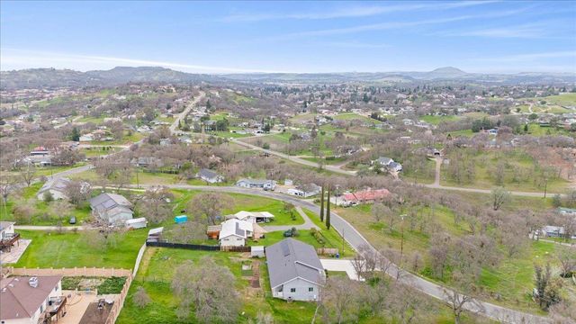4294 Dunn Rd, Valley Springs, CA 95252
