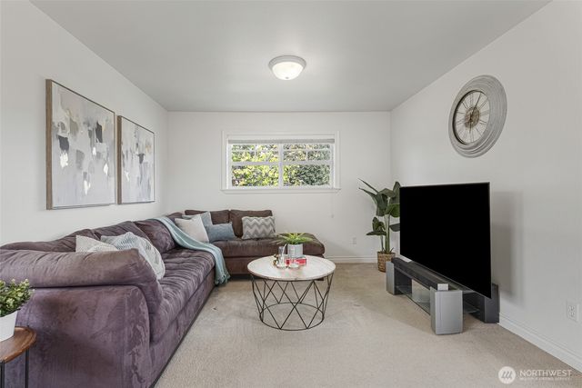 4300 144th Street SE, Snohomish, WA 98296