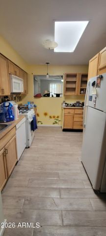 10615 W ALABAMA Avenue, Sun City, AZ 85351
