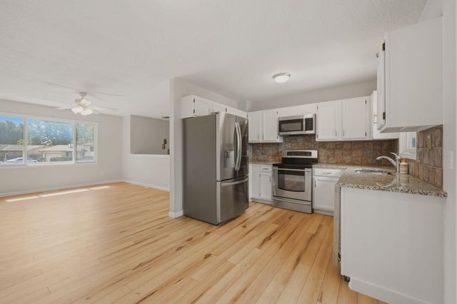 4523 S Washington Ct, Wichita, KS 67216