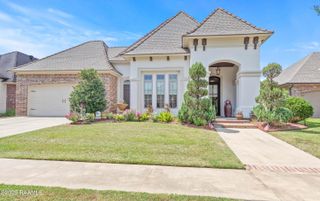 203 Rue De Frejus, Broussard, LA 70518