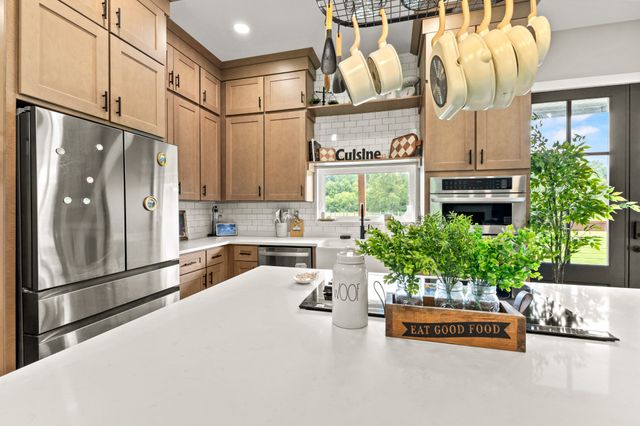2646 New Hope Rd, Hendersonville, TN 37075