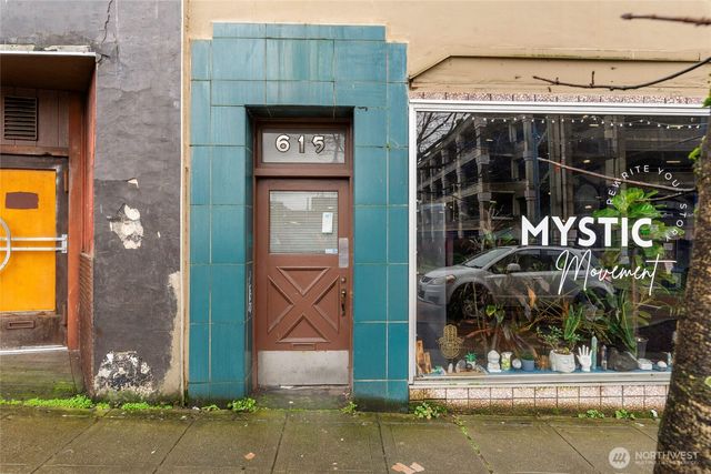 615 4th Street, Bremerton, WA 98337