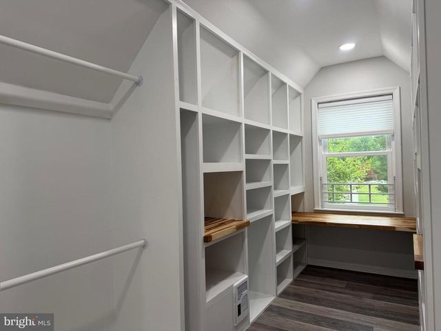 7033 WESTMORELAND DR, Warrenton, VA 20187