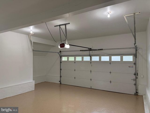 7033 WESTMORELAND DR, Warrenton, VA 20187