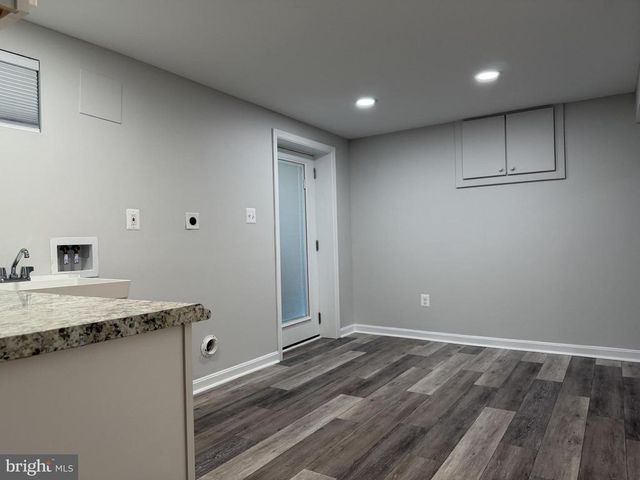 7033 WESTMORELAND DR, Warrenton, VA 20187