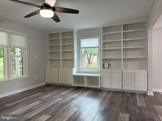 7033 WESTMORELAND DR, Warrenton, VA 20187