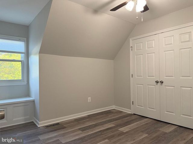 7033 WESTMORELAND DR, Warrenton, VA 20187