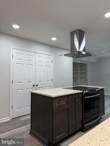 7033 WESTMORELAND DR, Warrenton, VA 20187