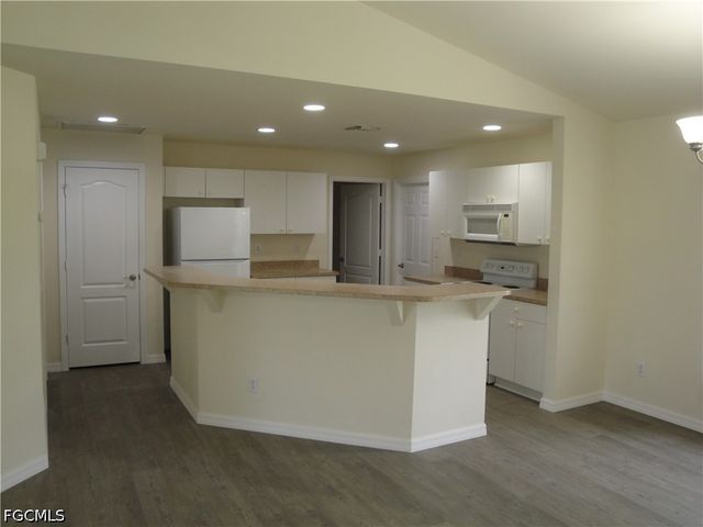 1236 Bayou ST, Lehigh Acres, FL 33974