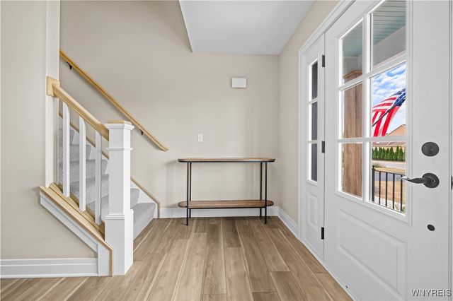 7286 Woodhaven Drive, Lockport Town, NY 14094