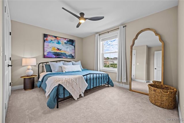 7286 Woodhaven Drive, Lockport Town, NY 14094