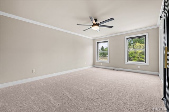 7286 Woodhaven Drive, Lockport Town, NY 14094