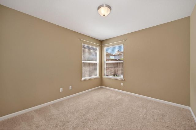 7116 Lyndale Cir, Elk Grove, CA 95758