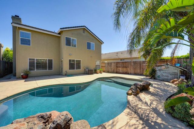 7116 Lyndale Cir, Elk Grove, CA 95758
