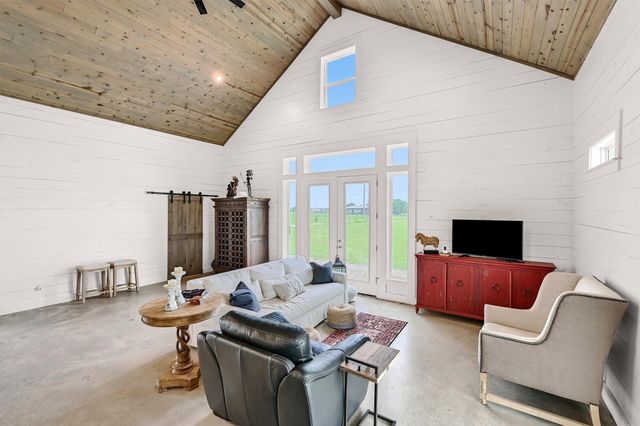 5235 Fm 1752 S, Whitewright, TX 75491