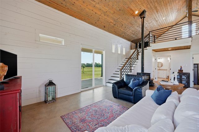 5235 Fm 1752 S, Whitewright, TX 75491