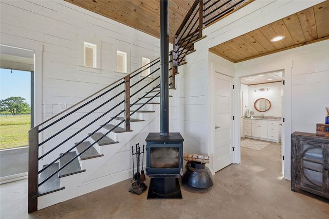 5235 Fm 1752 S, Whitewright, TX 75491