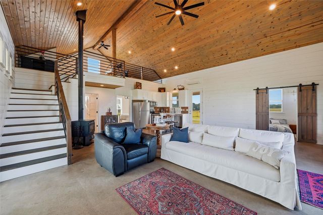 5235 Fm 1752 S, Whitewright, TX 75491