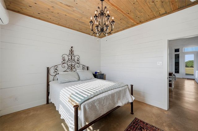 5235 Fm 1752 S, Whitewright, TX 75491
