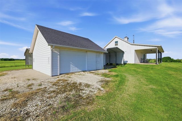 5235 Fm 1752 S, Whitewright, TX 75491