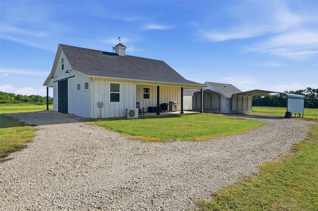 5235 Fm 1752 S, Whitewright, TX 75491
