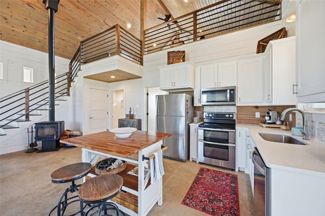 5235 Fm 1752 S, Whitewright, TX 75491