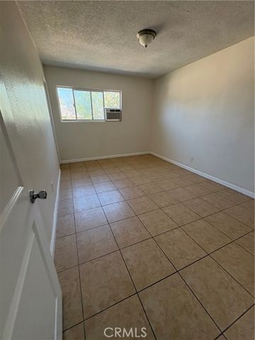 2004 W 15th, San Bernardino, CA 92411