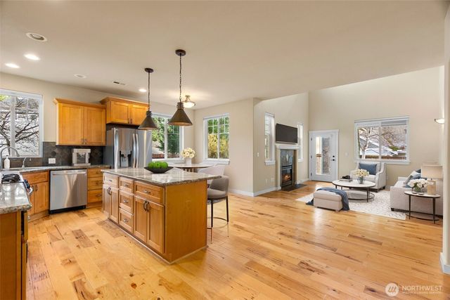 6551 36th Lane SE, Lacey, WA 98503