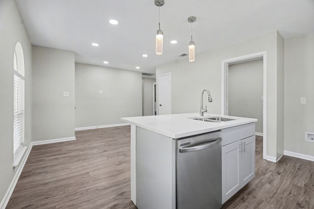 2901 Mill Trail, Carrollton, TX 75007