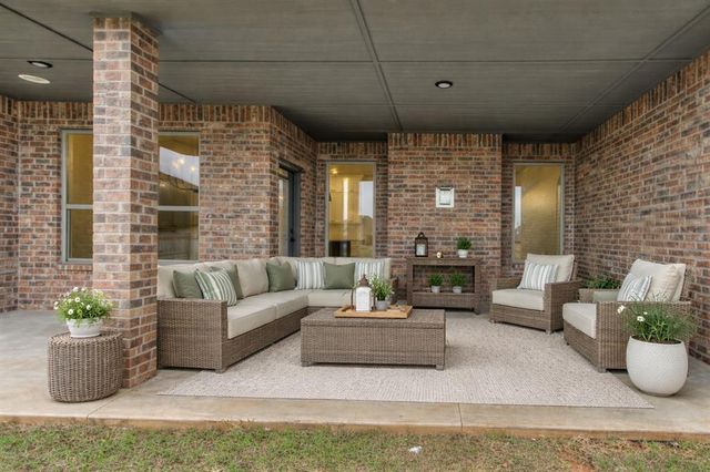 10449 SW 51st Street, Mustang, OK 73064
