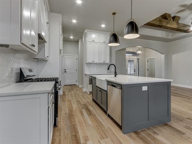 10449 SW 51st Street, Mustang, OK 73064