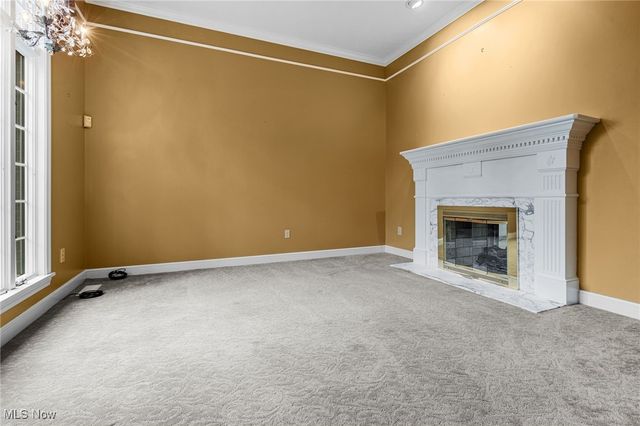 6446 Tallwood Circle NW, Canton, OH 44718