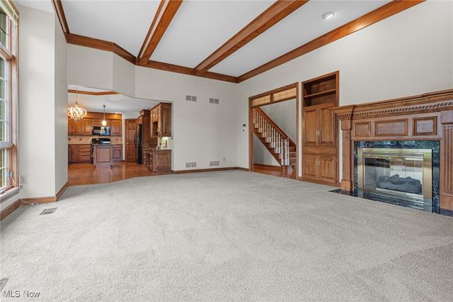 6446 Tallwood Circle NW, Canton, OH 44718