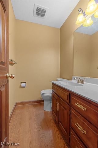 6446 Tallwood Circle NW, Canton, OH 44718