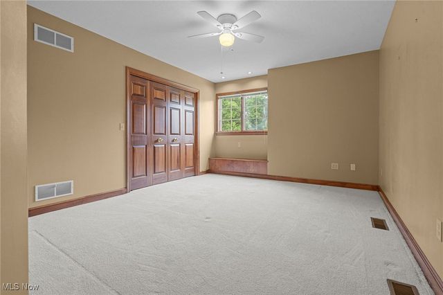 6446 Tallwood Circle NW, Canton, OH 44718