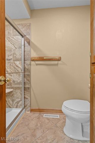 6446 Tallwood Circle NW, Canton, OH 44718