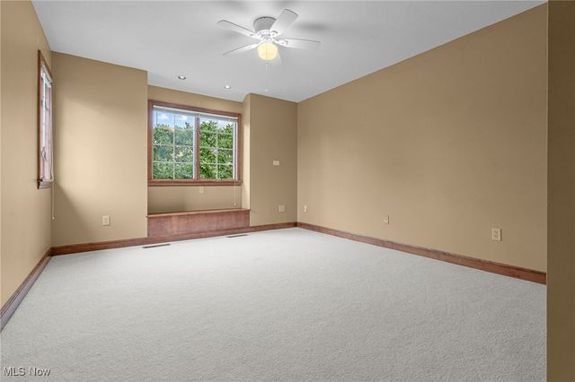 6446 Tallwood Circle NW, Canton, OH 44718