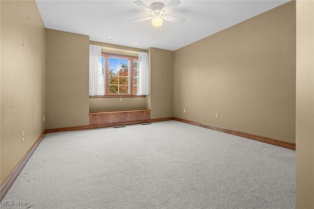 6446 Tallwood Circle NW, Canton, OH 44718