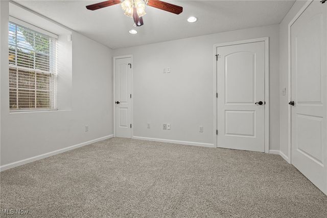 6446 Tallwood Circle NW, Canton, OH 44718