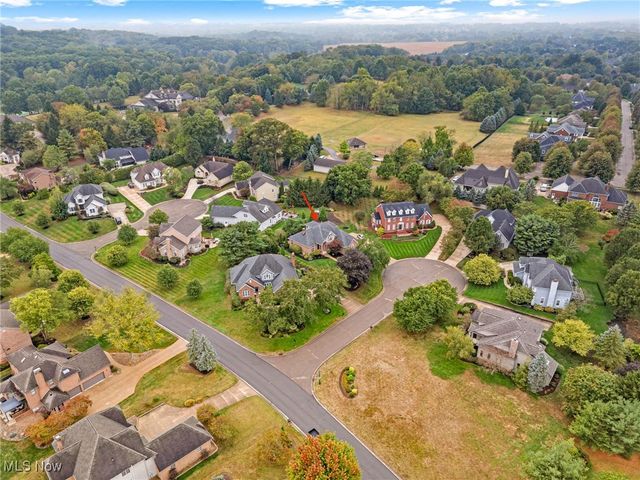 6446 Tallwood Circle NW, Canton, OH 44718