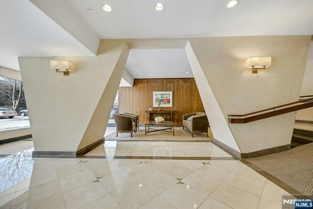 4 Horizon Road G5, Fort Lee, NJ 07024
