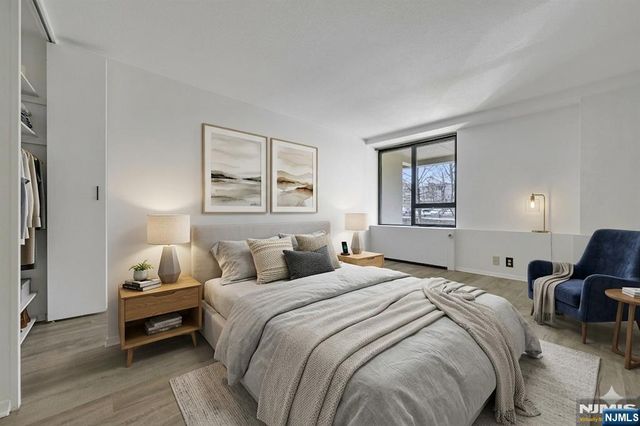 4 Horizon Road G5, Fort Lee, NJ 07024