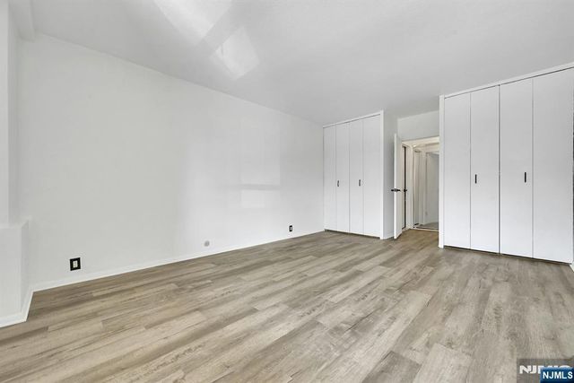 4 Horizon Road G5, Fort Lee, NJ 07024