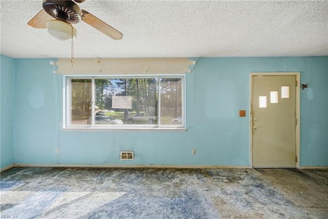 4909 Klamath RD, Virginia Beach, VA 23462