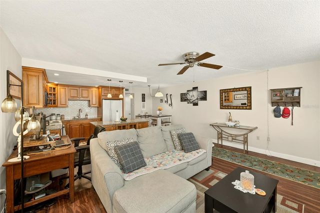 2612 PEARCE DRIVE 209, Clearwater, FL 33764